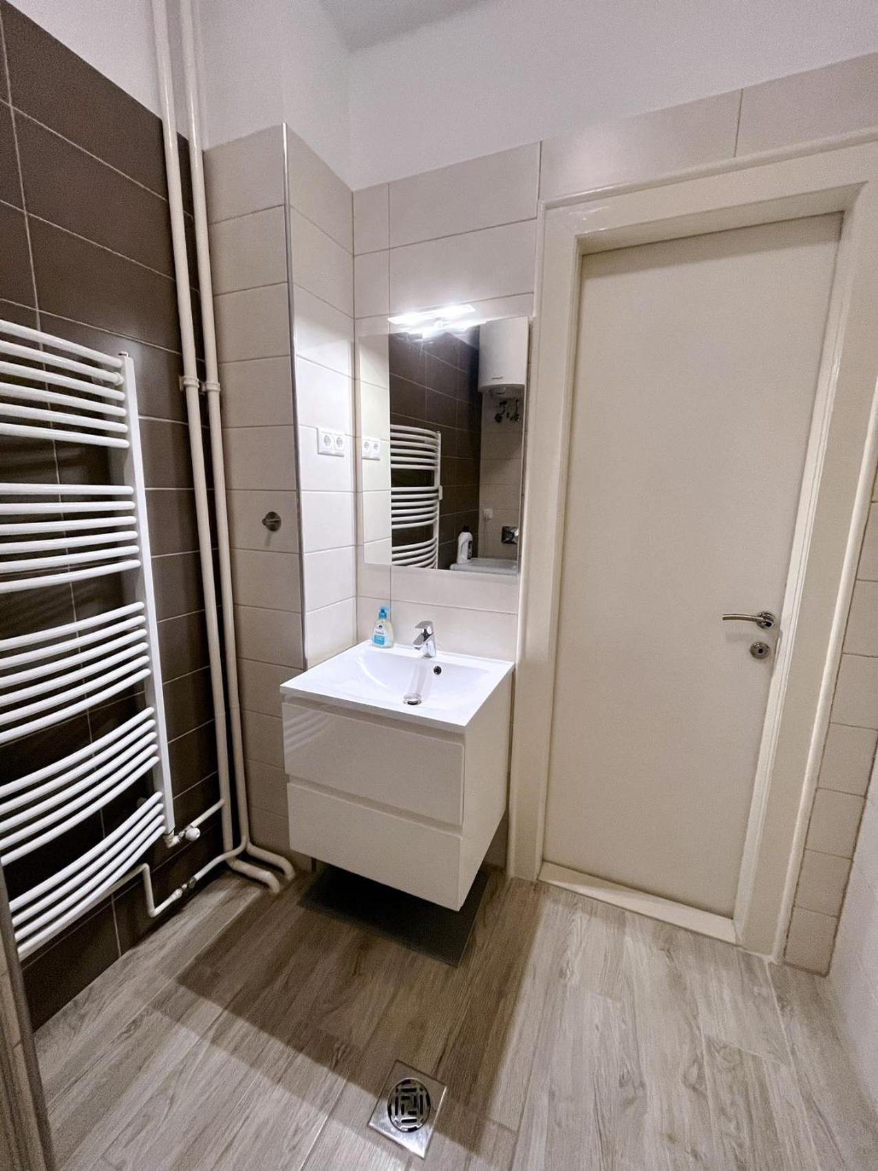 Boutique Family Apartment In The Heart Of City Budapest Eksteriør bilde