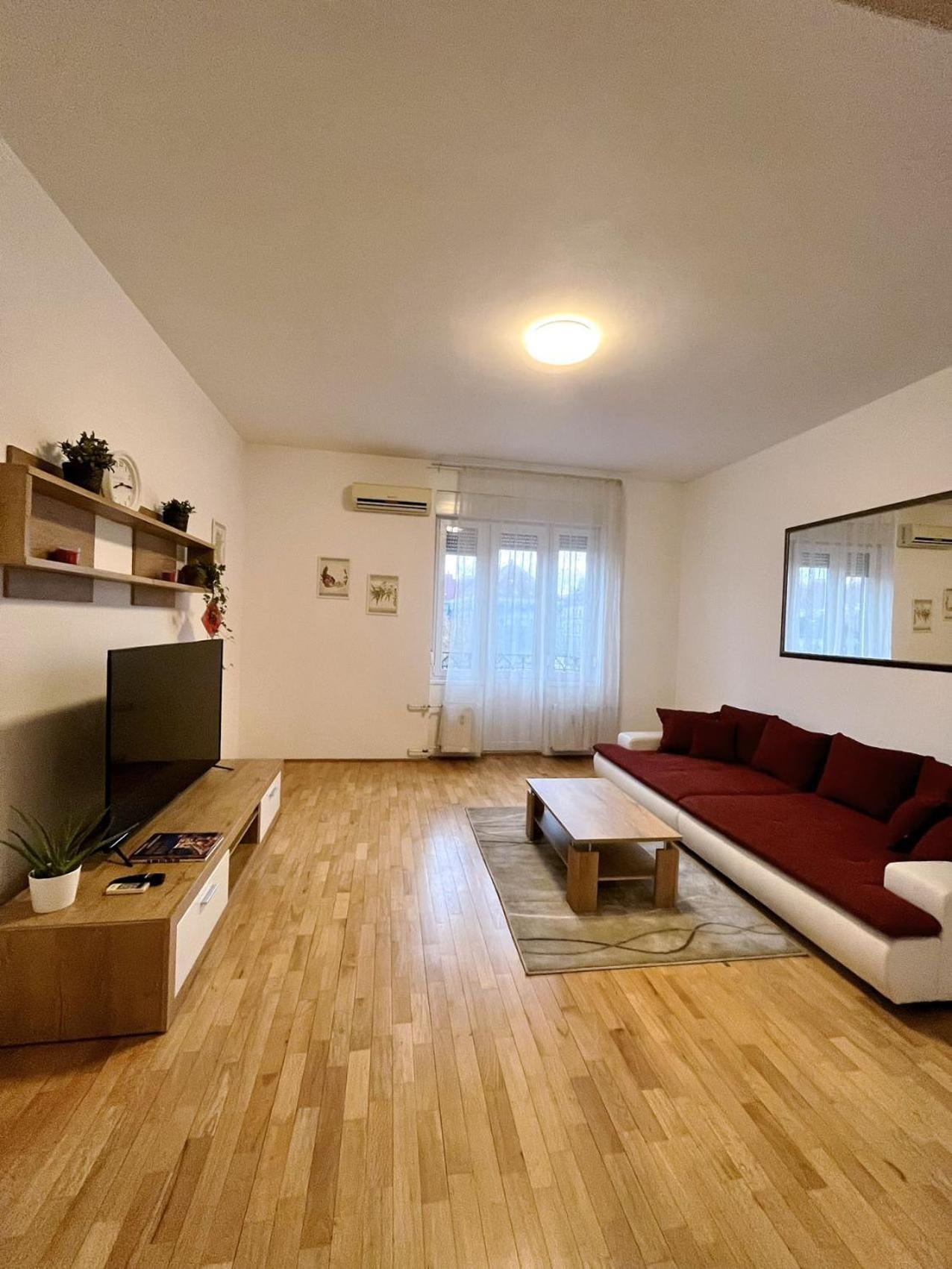 Boutique Family Apartment In The Heart Of City Budapest Eksteriør bilde